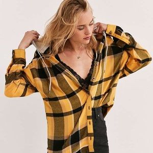 BDG Darcy Plaid Flannel Hooded Button-Down Shirt